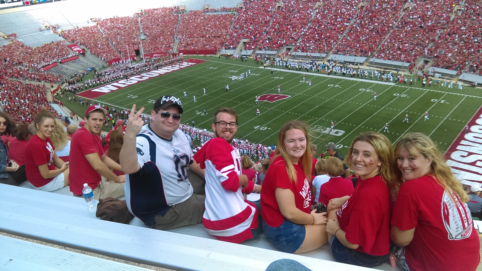 Mansfield Hall students at UW game